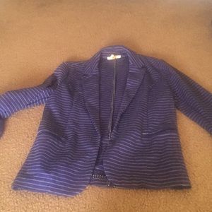 Skies are blue striped blazer stretchy